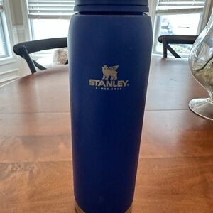 Stanley electric blue with Stainless Base with Barcode